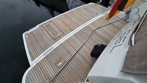 Motorboot Prestige 500 Fly