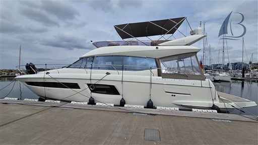 Motorboot Prestige 500 Fly