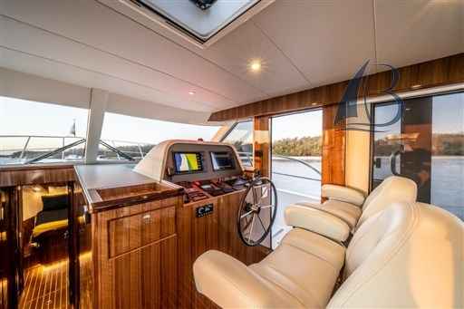 Motorboot Integrity 460 Sx