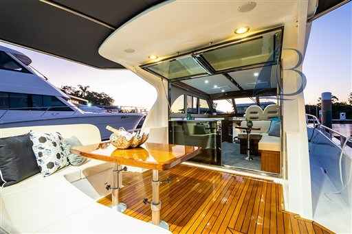 Motorboot Integrity Motor Yachts Newport 460