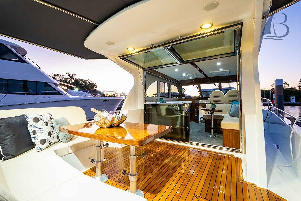 Motorboot Integrity Motor Yachts Newport 460