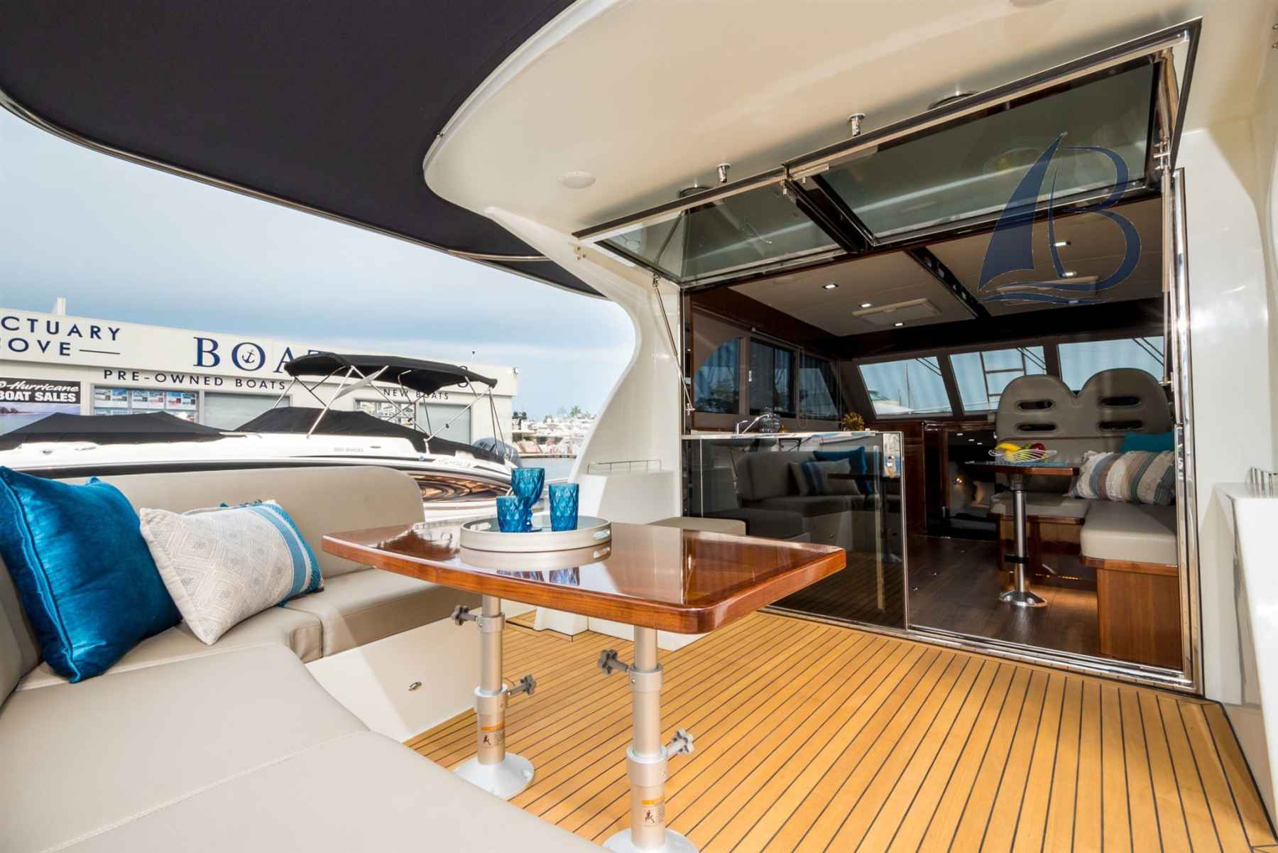 Motorboot Integrity Motor Yachts Newport 460