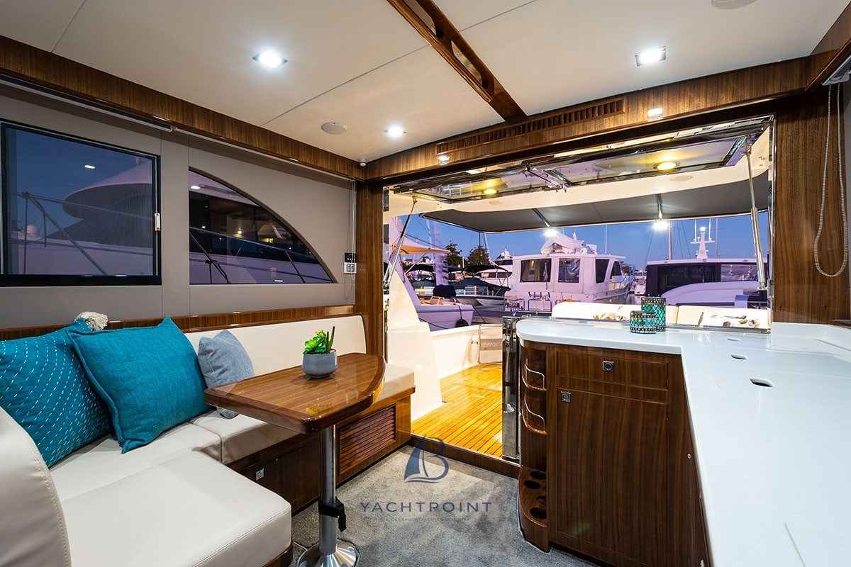 Motorboot Integrity Motor Yachts Newport 460