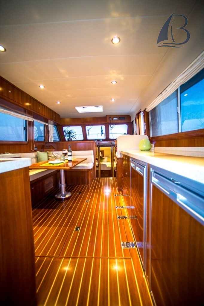 Motorboot Integrity Motor Yachts Integral 440 Sedan