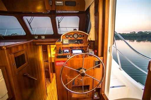 Motorboot Integrity Motor Yachts Integral 440 Sedan