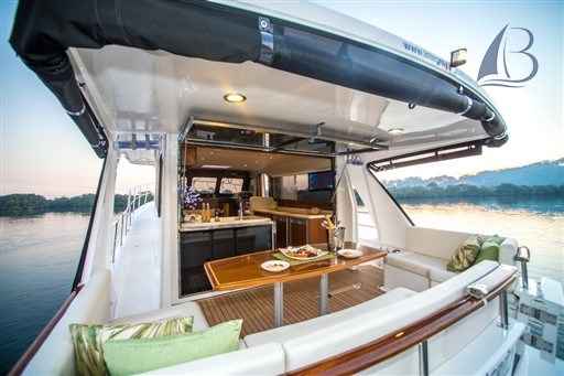 Motorboot Integrity Motor Yachts Integral 440 Sedan