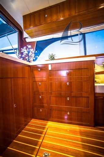 Motorboot Integrity Motor Yachts Integral 440 Sedan