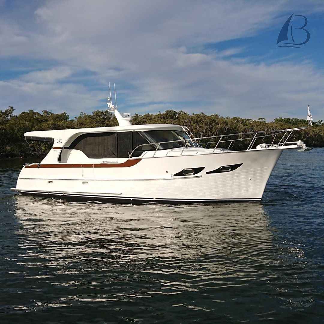 Motorboot Integrity 380 Sx