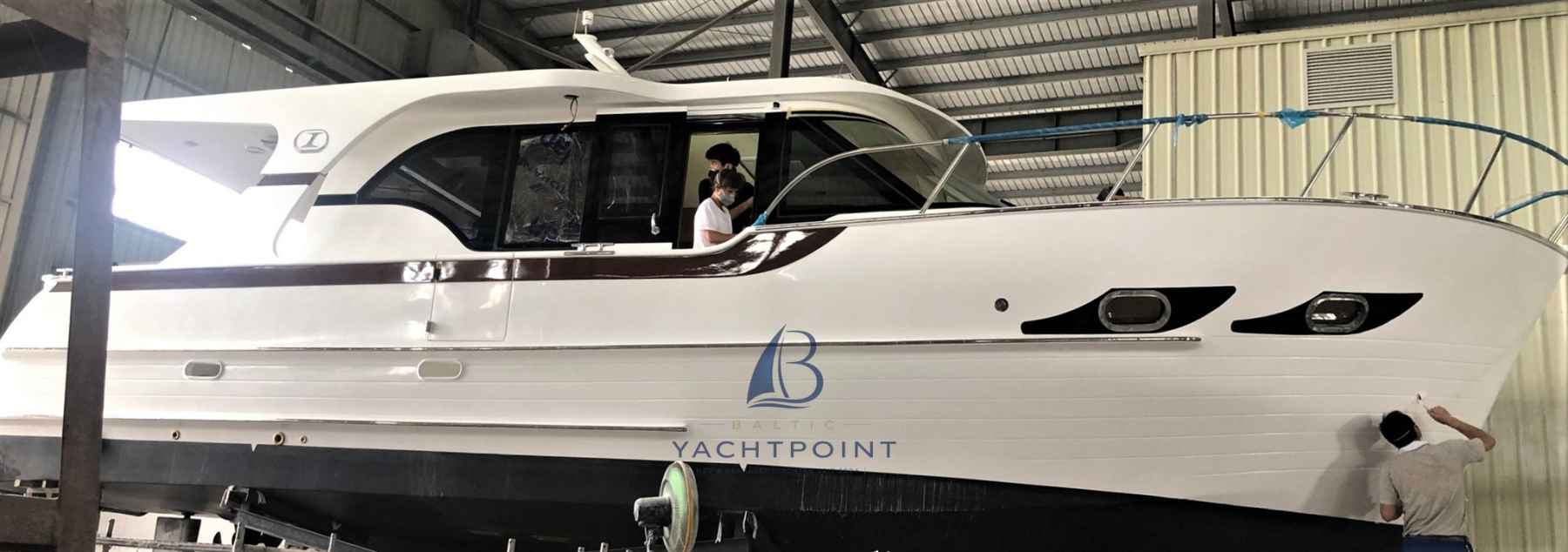 Motorboot Integrity 380 Sx
