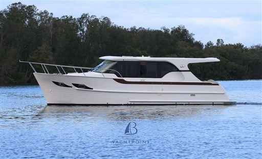 Motorboot Integrity 380 Sx