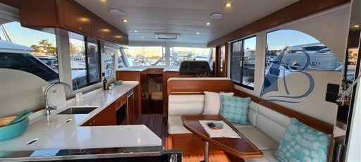 Motorboot Integrity 380 Sx