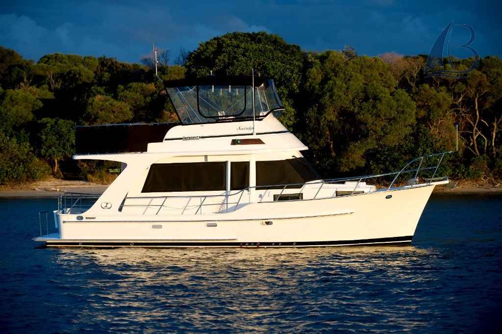 Motorboot Integrity Motor Yachts 380 Fly