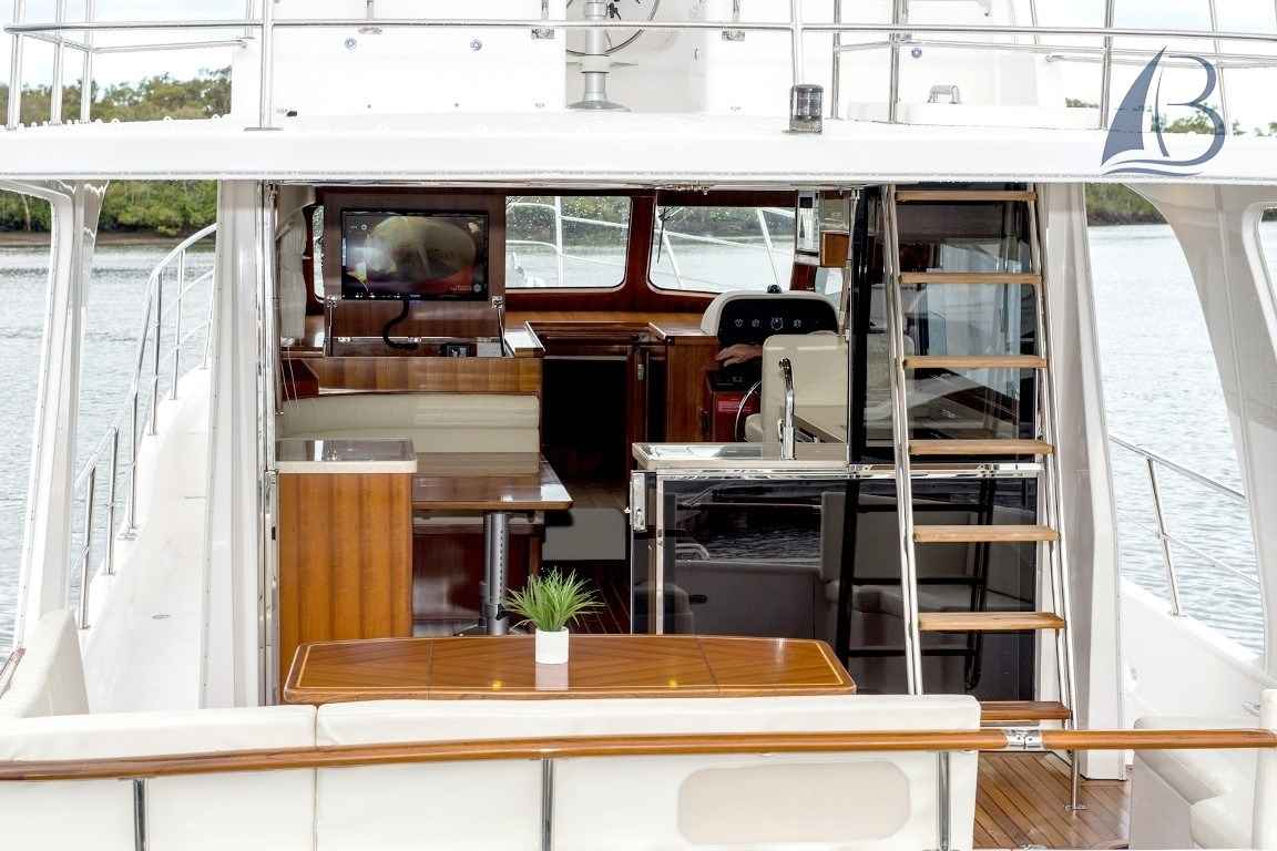Motorboot Integrity Motor Yachts 380 Fly