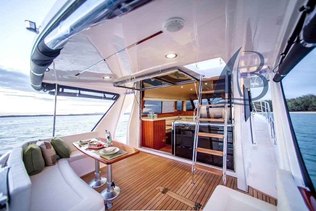 Motorboot Integrity Motor Yachts 380 Fly