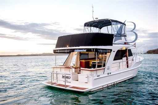 Motorboot Integrity Motor Yachts 380 Fly