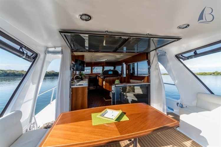 Motorboot Integrity Motor Yachts Integrity 380 Sedan