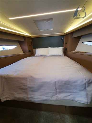 Motorboot Jeanneau Prestige 420 Fly
