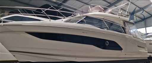 Motorboot Jeanneau Prestige 420 Fly