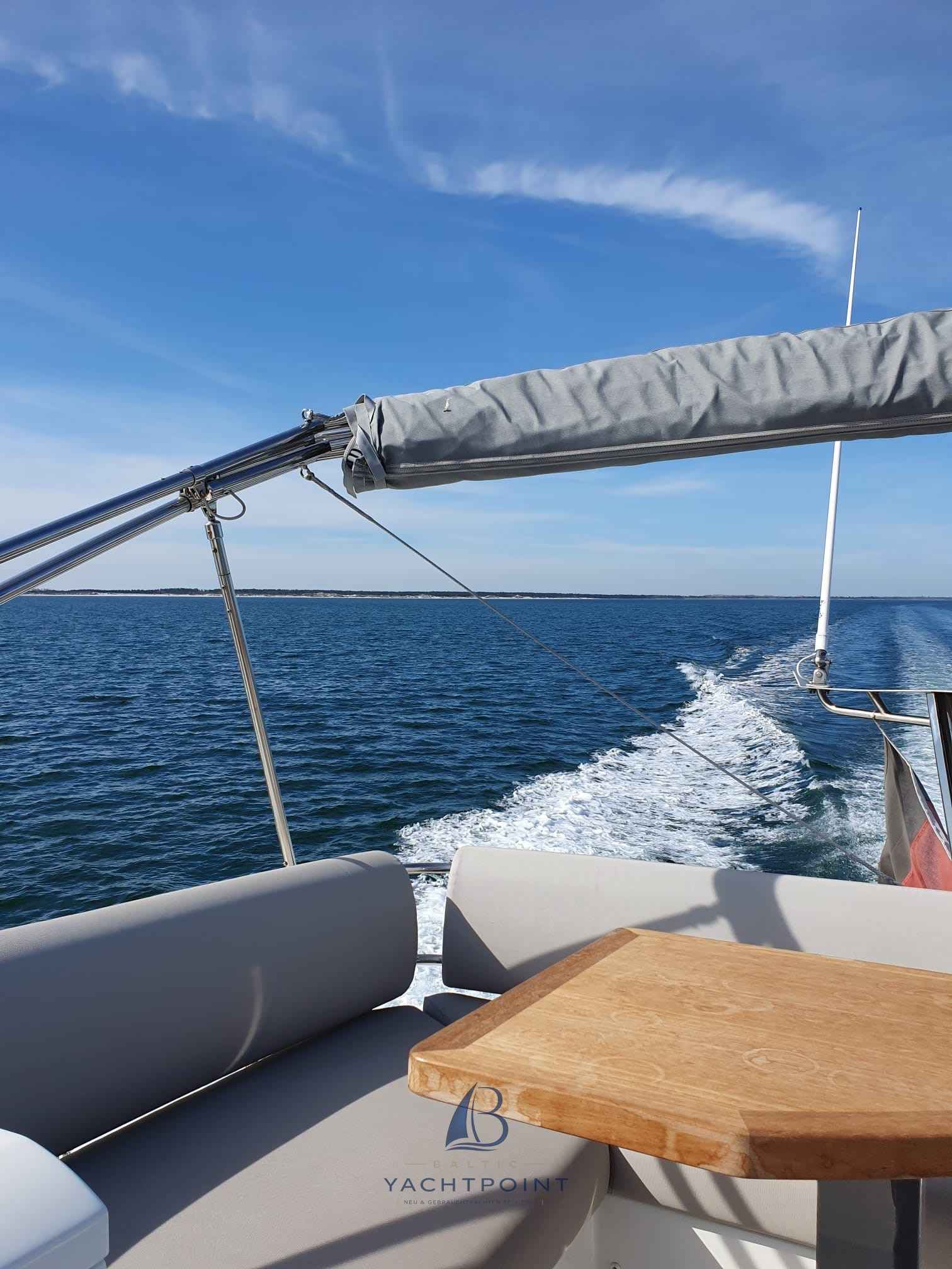 Motorboot Jeanneau Prestige 420 Fly