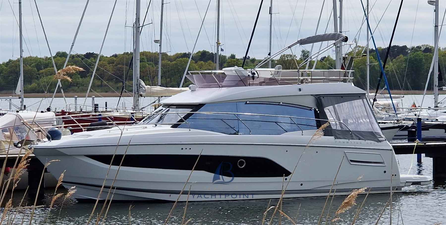 Motorboot Jeanneau Prestige 420 Fly