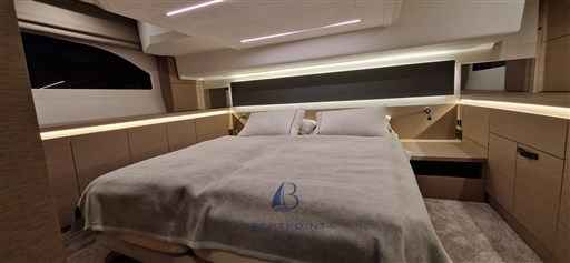 Motorboot Jeanneau Prestige 420 Fly