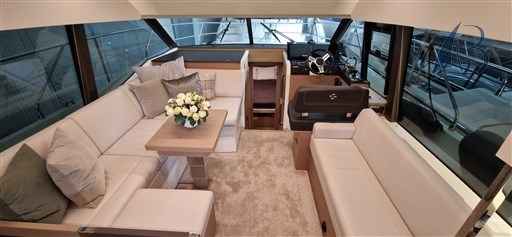 Motorboot Jeanneau Prestige 420 Fly
