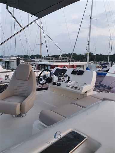 Motorboot Jeanneau Prestige 420 Fly