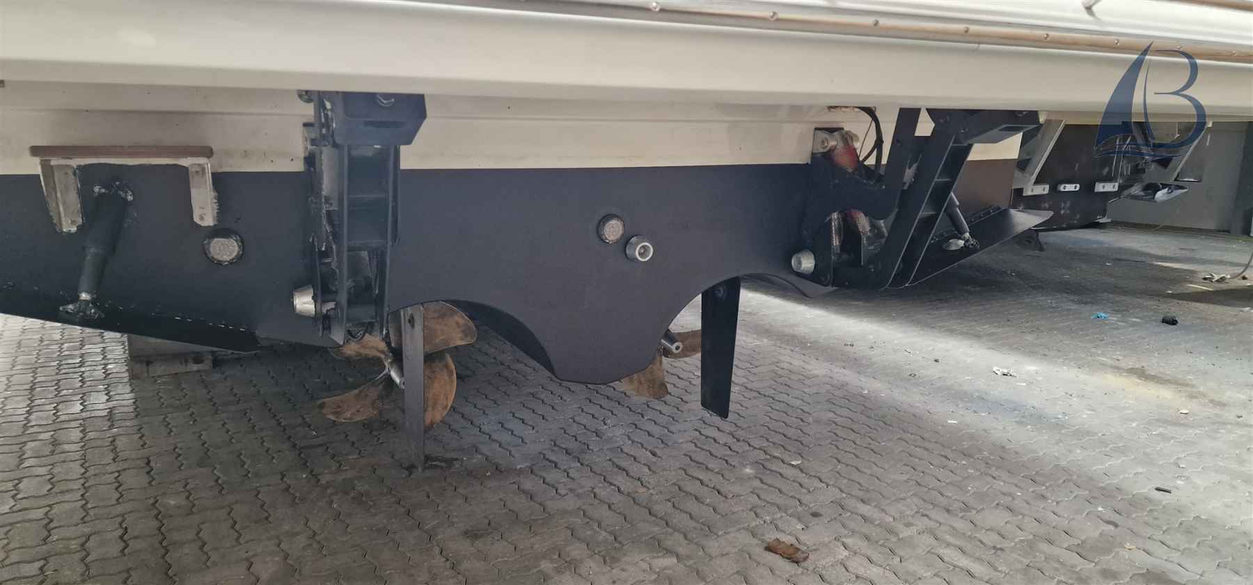 Motorboot Jeanneau Prestige 420 Fly