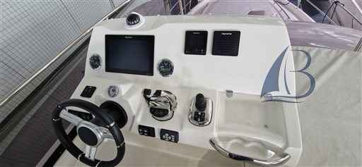 Motorboot Jeanneau Prestige 420 Fly