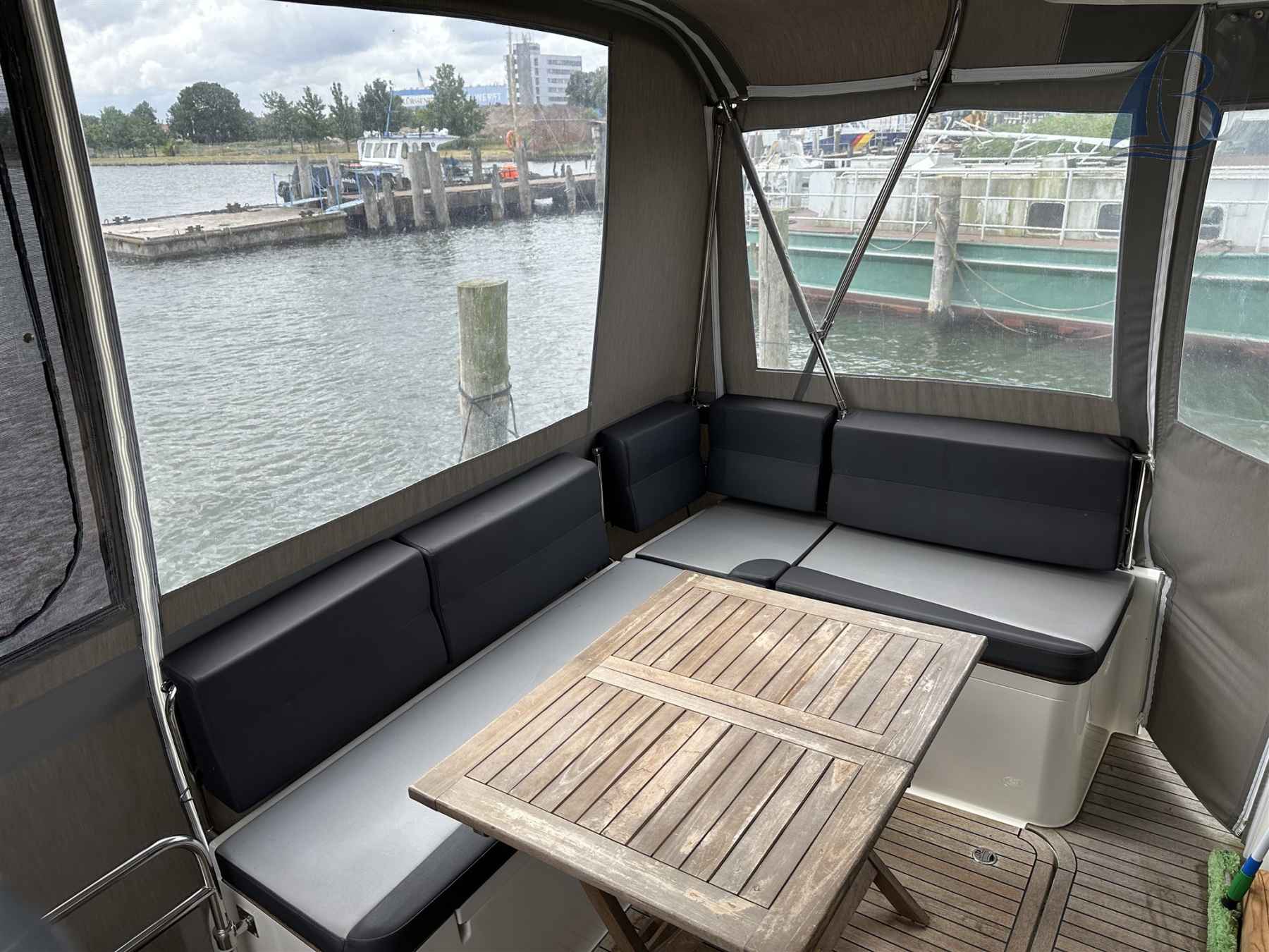 Motorboot Delphia Yachts 1100 S Escape
