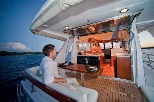 Motorboot Integrity Motor Yachts Integrity 350 Sedan