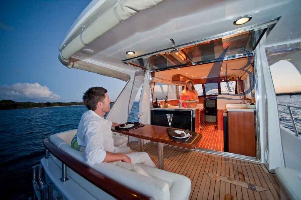 Motorboot Integrity Motor Yachts Integrity 350 Sedan