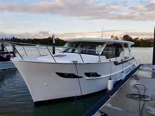 Motorboot Integrity 340 Sx