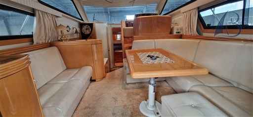 Motorboot Astondoa 35