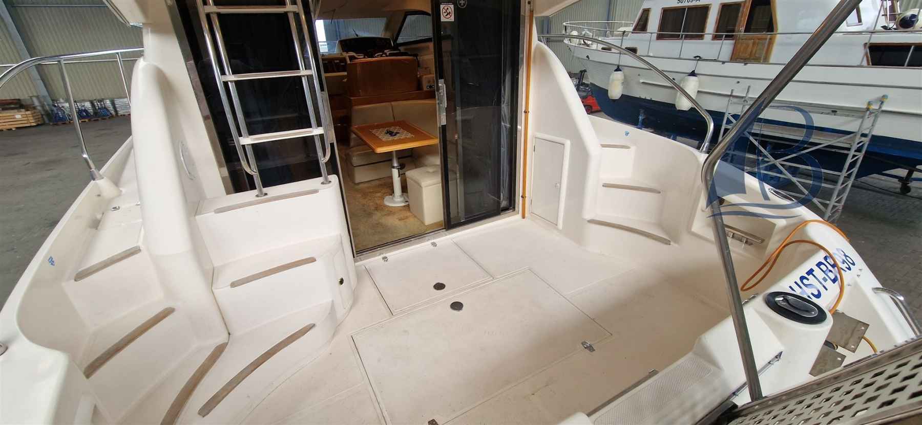 Motorboot Astondoa 35