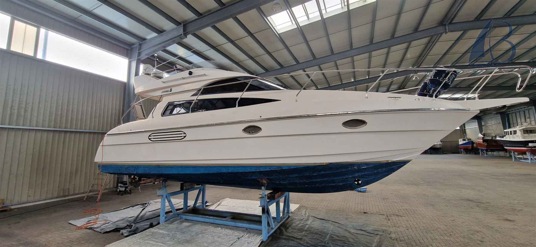 Motorboot Astondoa 35