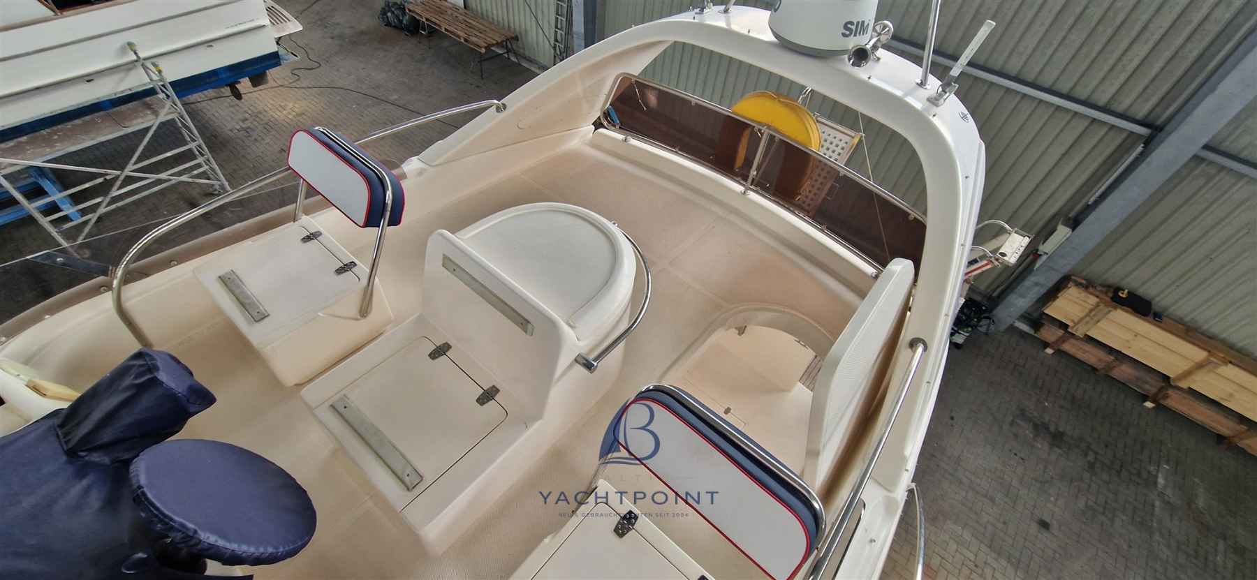 Motorboot Astondoa 35