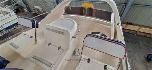Motorboot Astondoa 35