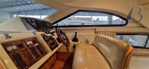 Motorboot Astondoa 35