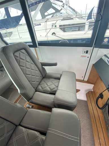 Motorboot Axopar 28 Ac Facefilft Mk2