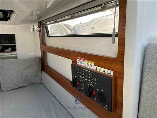 Motorboot Axopar 28 Ac Facefilft Mkii