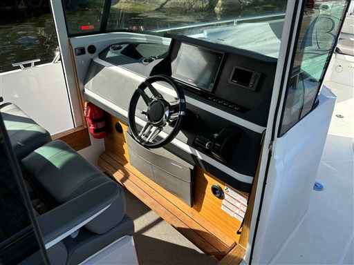 Motorboot Axopar 28 Ac Facefilft Mkii