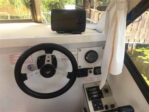 Motorboot Nicols 800