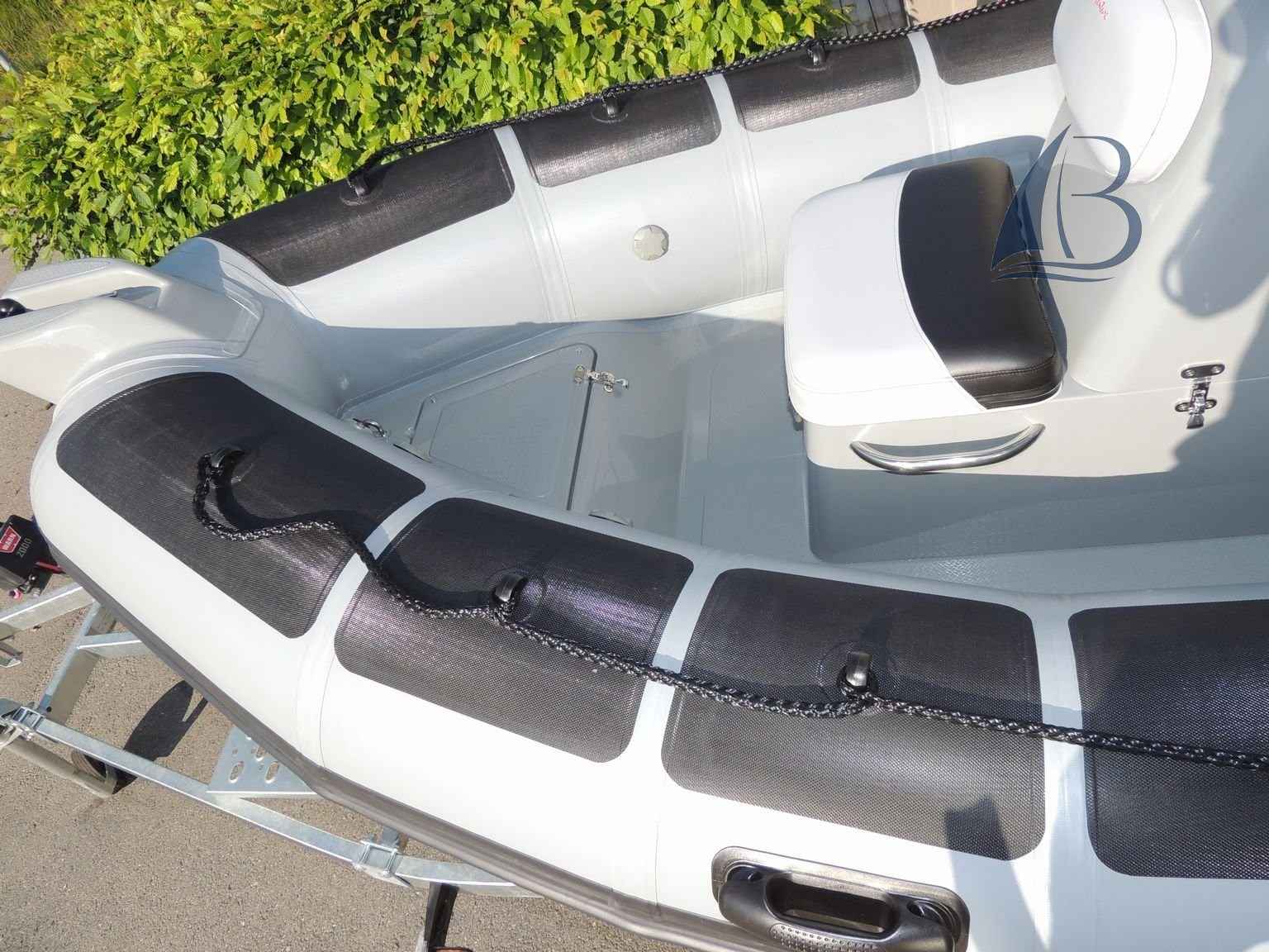 Motorboot Adventure Boats Vesta 450