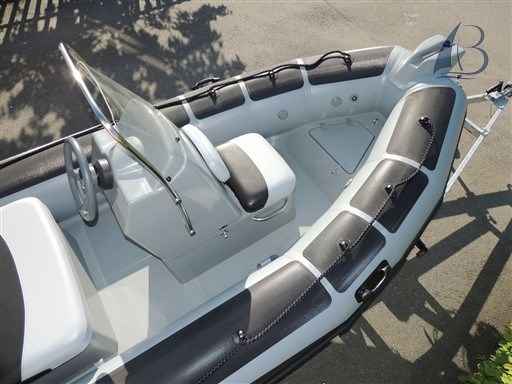 Motorboot Adventure Boats Vesta 450