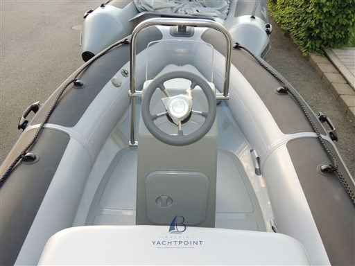 Motorboot Adventure Boats Adventure Vesta 380