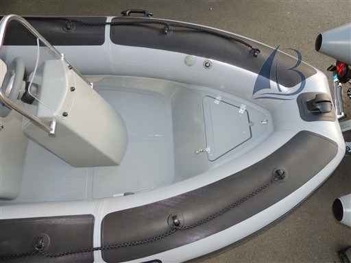 Motorboot Adventure Boats Adventure Vesta 380