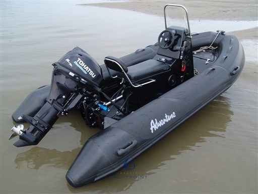 Motorboot Adventure Boats Adventure Vesta 380