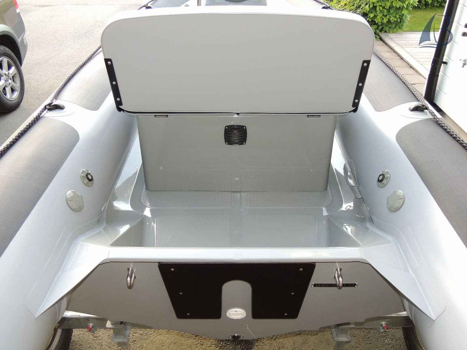 Motorboot Adventure Boats Vesta 380