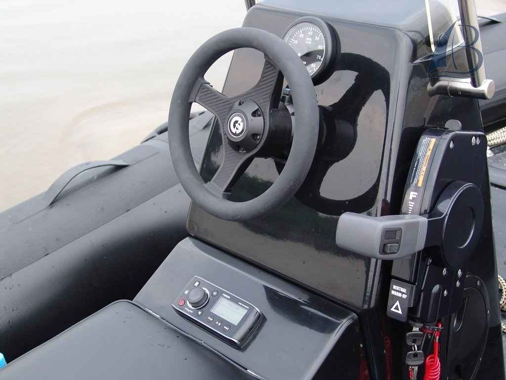 Motorboot Adventure Boats Vesta 380